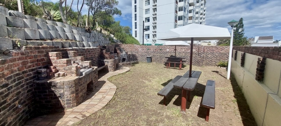 2 Bedroom Property for Sale in Humewood Eastern Cape